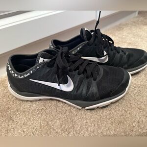 Women’s Nike shoes